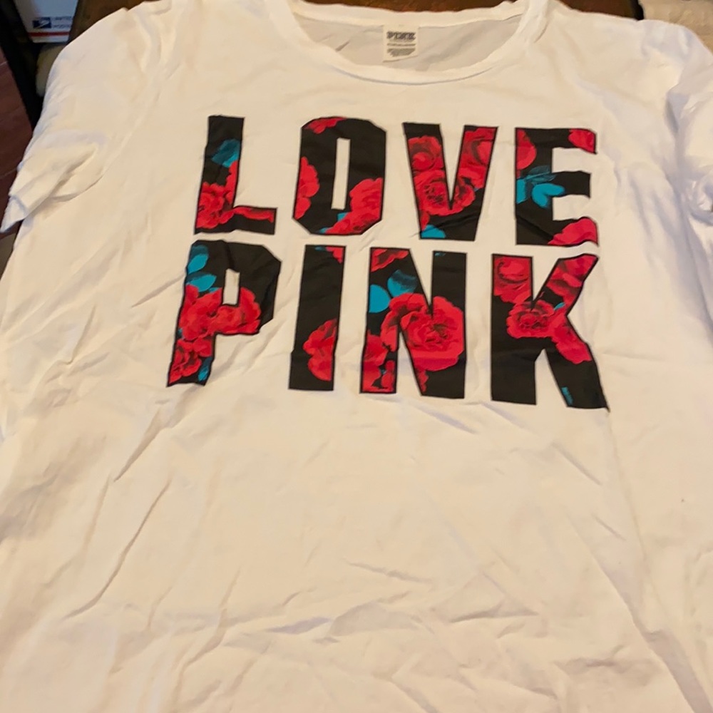 PINK Victoria’s Secret T-shirt